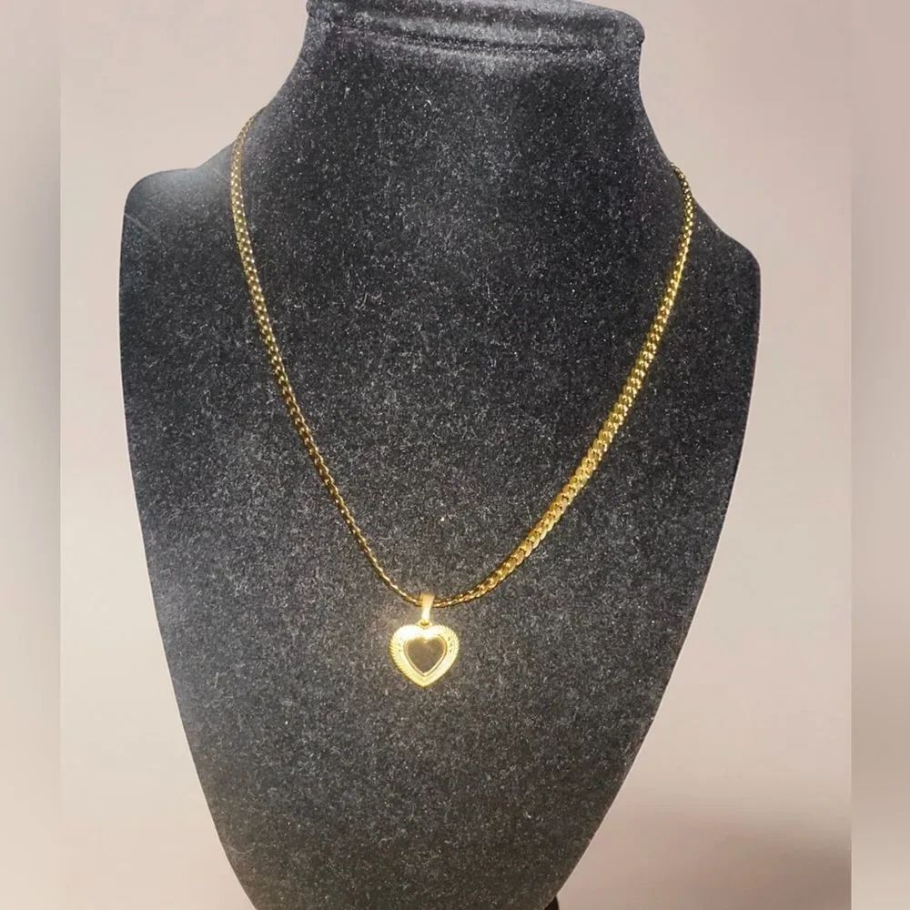 Gold Tone Black Heart Pendant Necklace